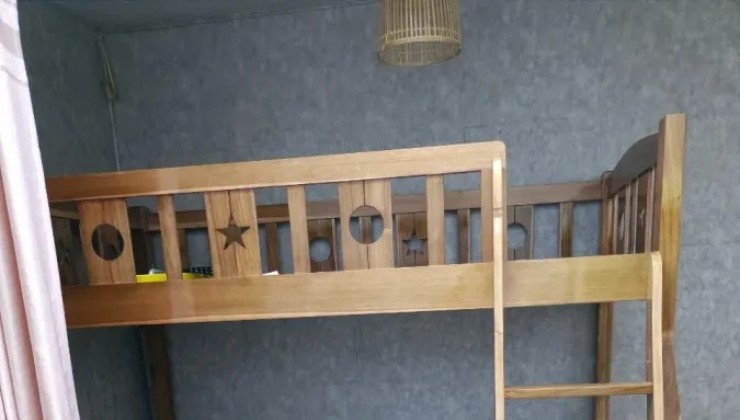 CC Cần bán căn hộ tập thể Bưu Điện, Ba Đình , Hà Nội, DT 60m2 - Tầng 1- 2n1vs - giá 4,7 tỷ